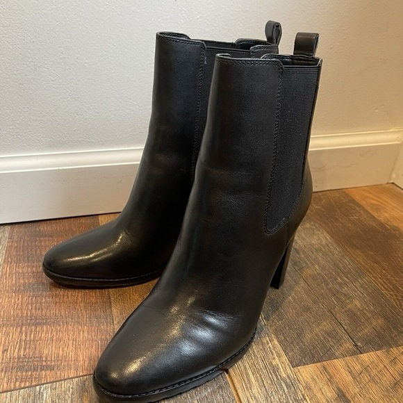 Lauren Ralph Lauren Mylah Leather Bootie Black Women’s 9.5 NWOB - Picture 8 of 8